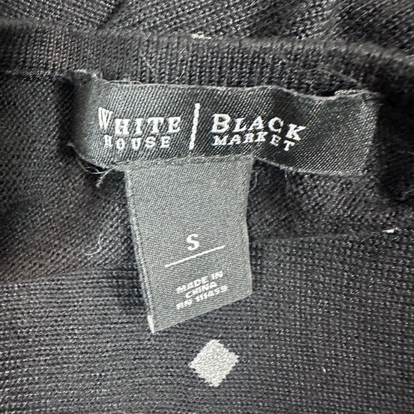 White House Black Market sweater with white diamond print size small - Picture 7 of 8